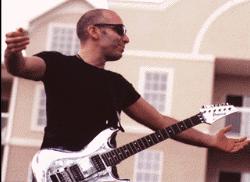 Joe Satriani